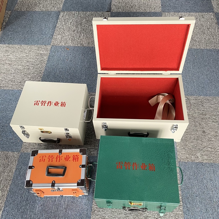 庐山爆破工程作业箱如何选择？玻璃钢与传统材质的全面对比